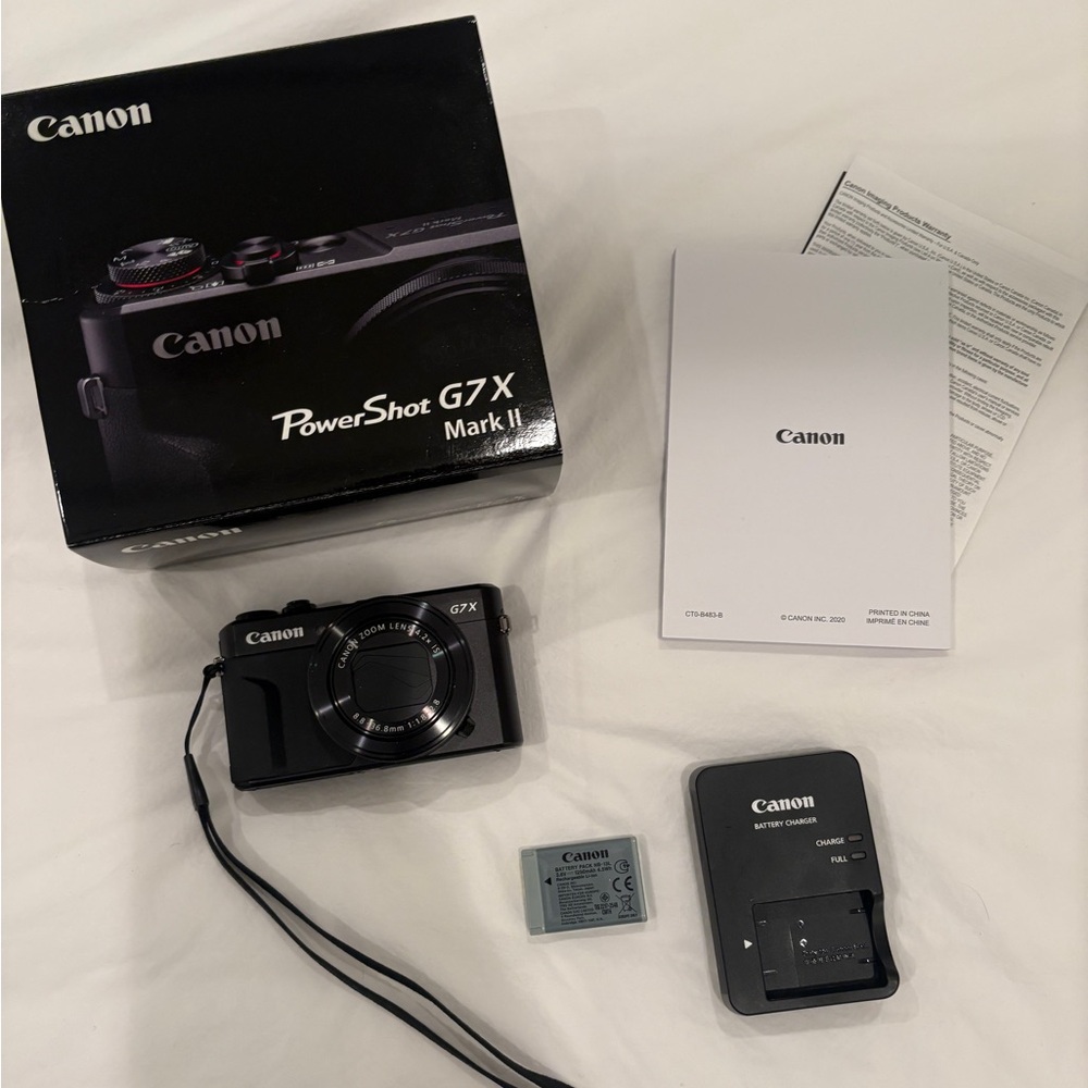 Canon G7 Mark x ii - used once